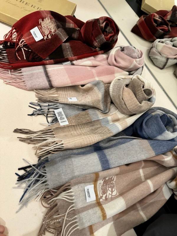 Burberry scarf 30X180cm E123008